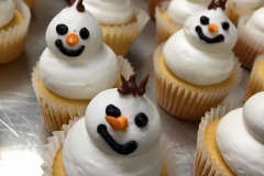 Mini Snowman Cupcakes